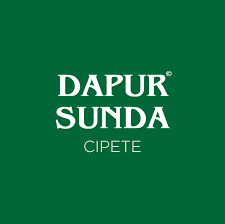 Boboko (sangku) adalah tempat menyimpan nasi, atau tempat mencuci beras sebelum di masak ( ngisiskan ), terbuat dari anyaman bambu atas nya bulat dan bawah nya berbentuk kotak, yang di beri kaki dari kayu atau bambu. Dapur Sunda Cipete Photos Jakarta Indonesia Menu Prices Restaurant Reviews Facebook
