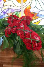 Most white flowers do a good job of this, particularly lilies and carnations. 4 Methods For Building Sympathy Florals In Your Business
