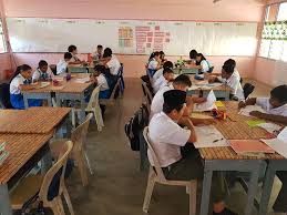 17+ gambar guru perempuan sedang mengajar pictures. Idea Guru Ini Handle Pelajar Malas Suka Tidur Dalam Kelas Kreatif Habis Kisah Dunia