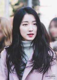 This Gugudan Member Joins The Ranks Of Cold Beauties Koreaboo Girl Beauty Attractive People