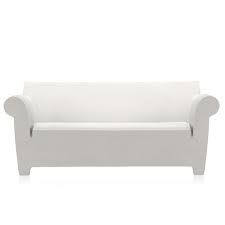 In natürlichem beige und grautönen fügt es sich wunderbar in jede umgebung ein. Bubble Club Sofa Fur Drinnen Draussen Von Kartell