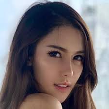 Jade rasif (born 21 january 1994) is a singaporean dj, youtube personality and former actress.12. Jade Rasif Bio Family Trivia Famous Birthdays