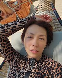 It's been a long time since I had a beach vacation. And it is so good for  me. I've been working without much of a substantial break since June last  year, and