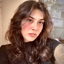 Mariam Imran's Instagram, Twitter & Facebook