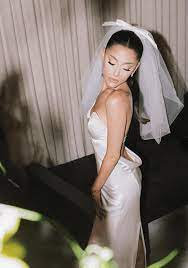 Celebrities shared their congratulations with the happy couple in the comments section. Kmatekflpcigpm
