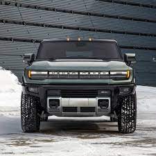 Gm is calling this a super truck for good reason. B6iqccci40y1zm
