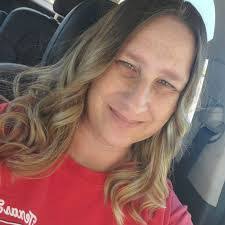 Jocelyn Hendrix's Instagram, Twitter & Facebook