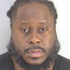 Homeless man with stolen identities arrested after attempted high-dollar  tech purchases