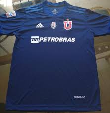 Universidad de chile, institución de educación superior estatal y pública, dedicada a la docencia de carreras pregrado y programas de postgrado y postítulo, investigación, creación y extensión. Yeni Sezon Universidad De Chile Home Futbol Formasi 2020 Sponsored By Petrobras