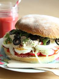 Pan Bagnat Nicois Recette Recettes De Cuisine Recette Et Bagnat
