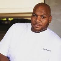 Von Smith's Instagram, Twitter & Facebook