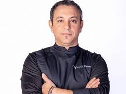 Din păcate, pe atunci nu eram fan înflăcărat al emisiunii, dar acum, prin. Chef Bontea A PÄƒrÄƒsit Platoul Emisiunii Chefi La CuÅ£ite Ce S A Intamplat Intre El È™i Colegii SÄƒi Tvmania Ro