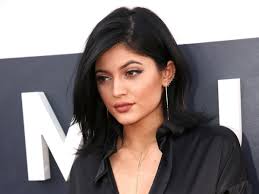 Kylie Jenner Used Lip Injections, But As A Thin-Lipped Woman I'm Actually  Relieved To Hear They're Fake