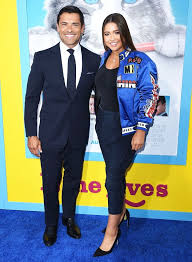 The riverdale actor, 50, celebrated his firstborn's 24th birthday on wednesday, june 2, with a tribute. Mark Consuelos Hits The Red Carpet With Daughter Lola See How Grown Up She Is Lola Consuelos Mark Consuelos Celebrity Dads