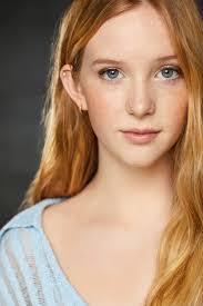 Alexis Samone's Instagram, Twitter & Facebook