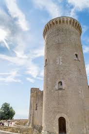 Castell De Bellver Kostenloses Sightseeing In Palma De Mallorca Mallorca Urlaub Mallorca Urlaub Tipps Mallorca Ausfluge