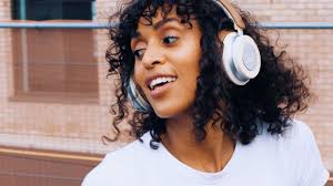 Scott Hutchins Director & Self Shooting Filmmaker