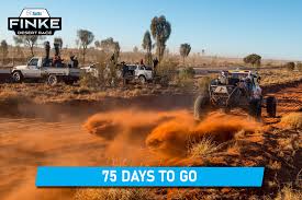 Racers go against typical outback terrain of red dirt, sand, spinifex coastal plants, mulga native plants and desert oak. Tatts Finke Desert Race Publicaciones Facebook