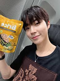 Hwang In Youp ticket cutie