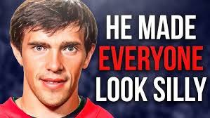 Kelly Ringer's Instagram, Twitter & Facebook