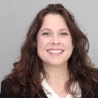 Laura Banta's Instagram, Twitter & Facebook