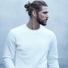 Coole frisuren männer für lässige und elegante erscheinung. Instagram Photo By Lmm Lovingmalemodels May 11 2016 At 9 53pm Utc Long Hair Styles Long Hair Styles Men Hair And Beard Styles