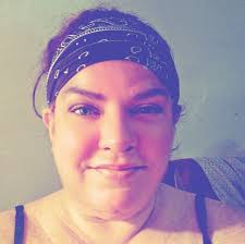 A fabulous fall is in the air just in time for our 10th Anniversary!!  🍂🎃🍁🍂🎃🍁🍂🎃🍁🍂🎃🍁 Come frolic in the fun of fall fragrance and decor  and even plan ahead to a cozy