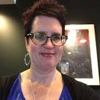 Rachel Gumm's Instagram, Twitter & Facebook