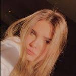 Felicia Bouchard's Instagram, Twitter & Facebook