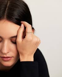 Softly contoured bands that looks just as great