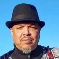 Kenyetta Gray's Instagram, Twitter & Facebook