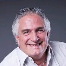 Mélanie. Mère de famille. Employée par l'éducation nationale dans les  fonctions d'assistante d'éducation. Poignardée dans son collège. Morte. Le  10 juin 2025. Doux repos à cette jeune femme 💫⭐️💫 Sincères condoléances à