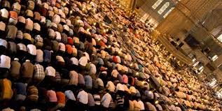 İkindi namazı kılınmaya başlanmadan önce abdest alırız, temiz bir yerde kıbleye yöneliriz, varsa seccade sereriz. Bayram Namazi Farz Midir Bayram Namazinin Nasil Kilinir