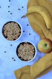 Crumble Pommes Bananes Chocolat Sans Beurre Les Petits Plaisirs De Doro En 2020 Banane Chocolat Crumble Pomme Pomme Banane