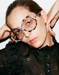 The Three Serpents — Francis de Lara