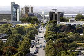 Located in the eastern manawatu plains, the city is near the north bank of the manawatu river, 35km from the river's mouth, and 12km from the end of the manawatu gorge. Baxters Hostel Apartment Accommodation Palmerston North New Zealand