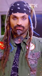 Roberto Velazquez's Instagram, Twitter & Facebook