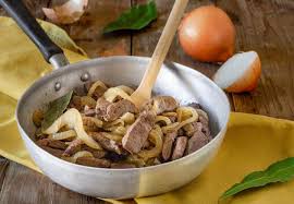 400 g di fegato di vitello farina 00. Fegato Alla Veneta Lingua Italiana Taaltrainingen