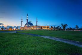 It was officially launched by education minister datuk seri hishammudin tun hussein the sultan iskandar mosque is a mosque located at bandar dato' onn, johor bahru district, johor, malaysia. Sultan Iskandar Photos Free Royalty Free Stock Photos From Dreamstime