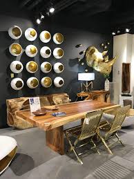 Phillips Collection Always Does A Fantastic Job With Their Showrooms And In Displaying My Wall A Interior Wall Design Interior Design Gallery Wall Living Room