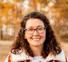 Brenda Sauer's Instagram, Twitter & Facebook