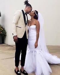 Seth curry began his college career at liberty university wearing the number 30 jersey that was worn both by his father and brother during their college years. Insight On Sydel Curry And Damion Lee S Fairytail Wedding Details Know About Her Early Life And Social Media Married Biography