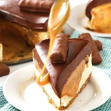 Chocolate Caramel Twix Cheesecake Lisa Gateaux Et Desserts Recette Dessert Nourriture
