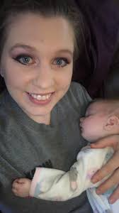 My 3 favorite babies doing makeup 🧡🧡🧡🖤🖤🖤💛💛💛 lovely