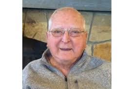 Carolyn Carwile's Instagram, Twitter & Facebook