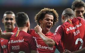 Jogo do bahia e internacional. Jogadores Do Inter Vibram Com Mais Uma Vitoria No Brasileirao Lance