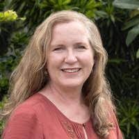 Caryn Chee's Instagram, Twitter & Facebook