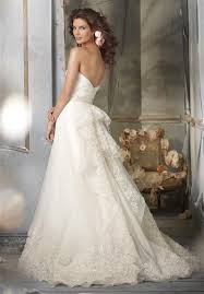 Wedding Dresses Jim Hjelm Wedding Dresses Wedding Dress Styles Beautiful Wedding Dresses