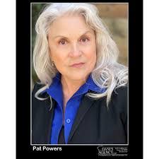 Leslie Shell's Instagram, Twitter & Facebook