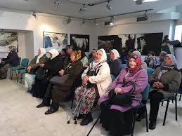 He was charged with genocide, crimes against humanity and violation of the laws and customs. O Xrhsths Amila Karacic Sto Twitter Mothers Of Srebrenica Await The Final Verdict In The Genocide And War Crimes Trial Of War Criminal Radovan Karadzic Women Of Incredible Strength And Dignity Https T Co Xemz28z3ck